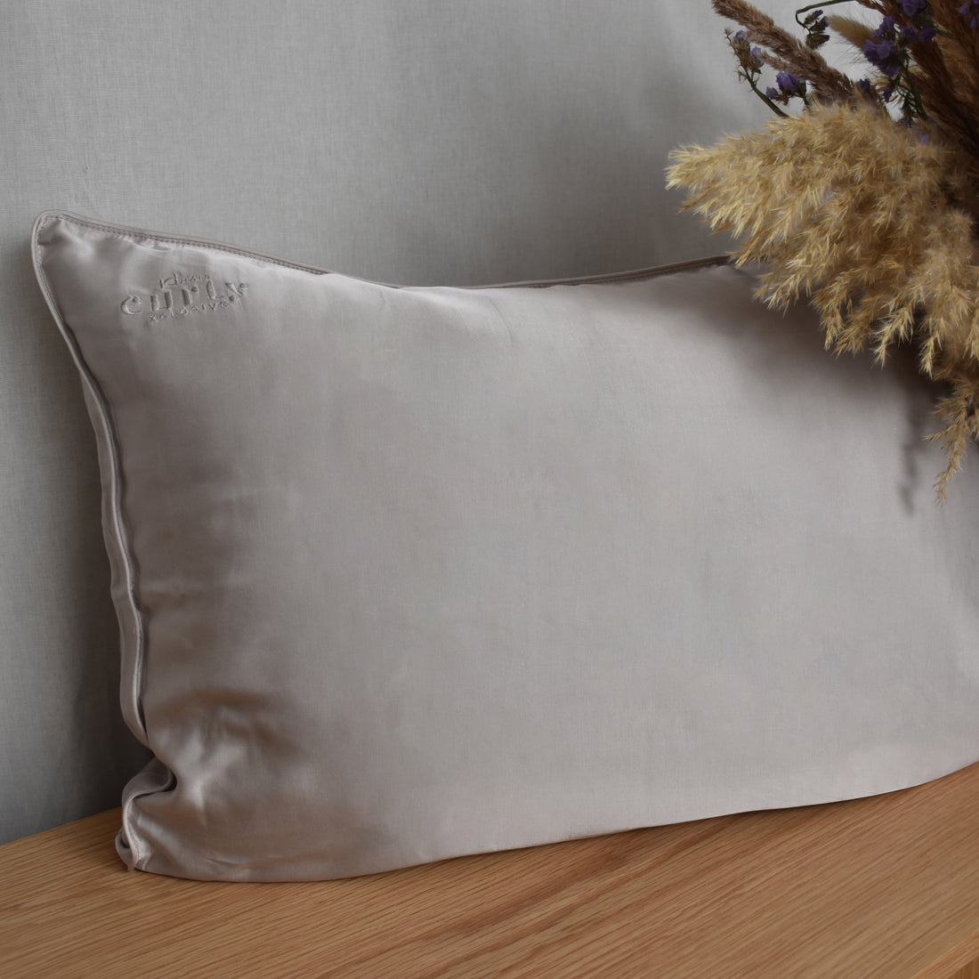50000150_1_idhair_curly_xclusive_pillowcase.jpg